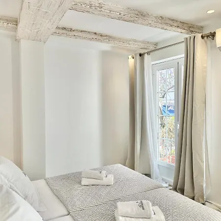 Apartmán Old Town Modern Flat, 4 Minutes From - Eaw Homes