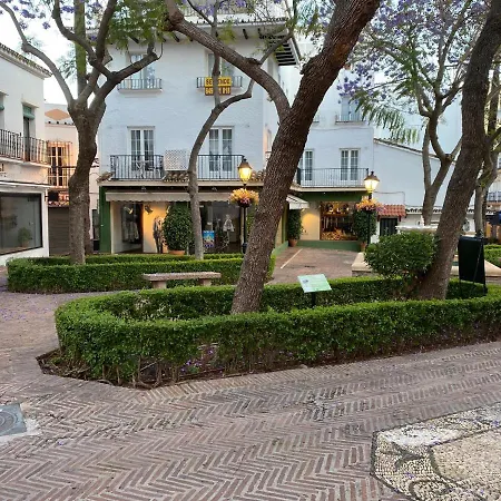 Old Town Modern Flat, 4 Minutes From - Eaw Homes Apartmán Marbella